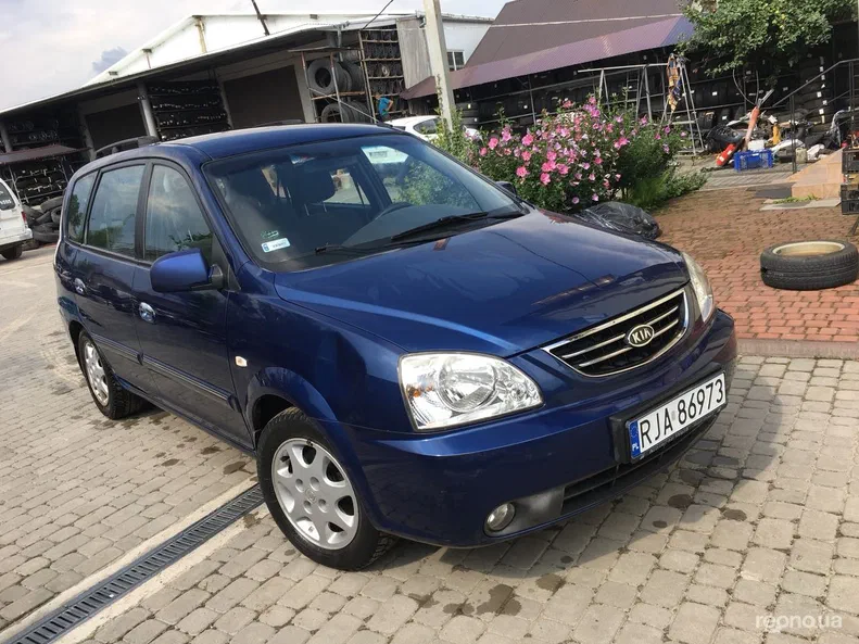 Kia Carens 2004