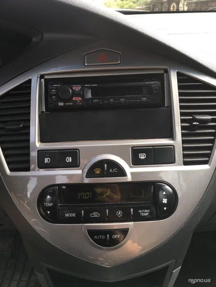 Kia Carens 2004 - 12