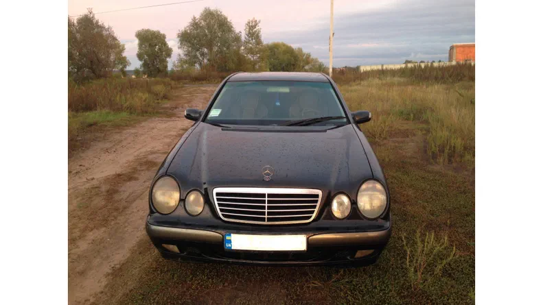Mercedes-Benz E-Клас 2000 - 0