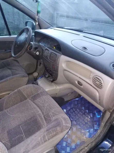 Renault Scenic 2000 - 6