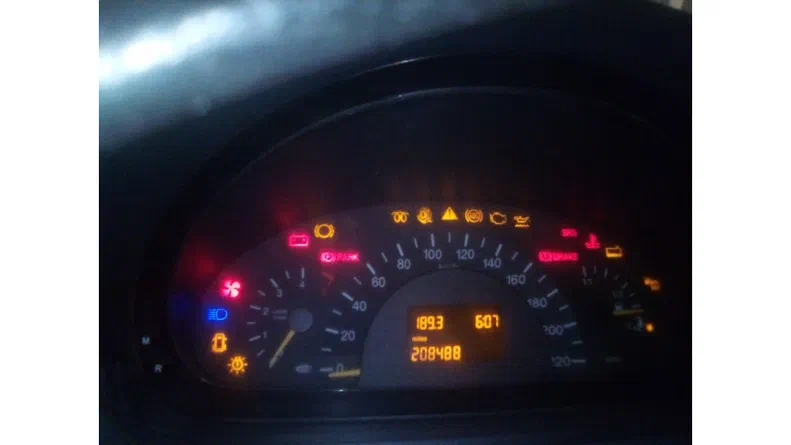 Mercedes-Benz Vito 2006 - 8