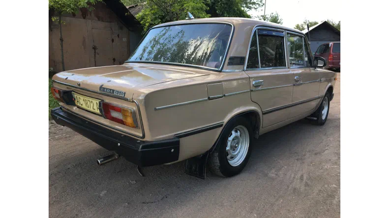 Lada (ВАЗ) 2106 1988