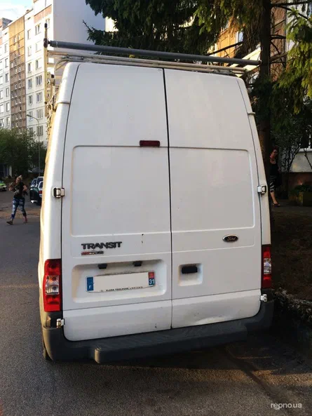 Ford Transit 2012