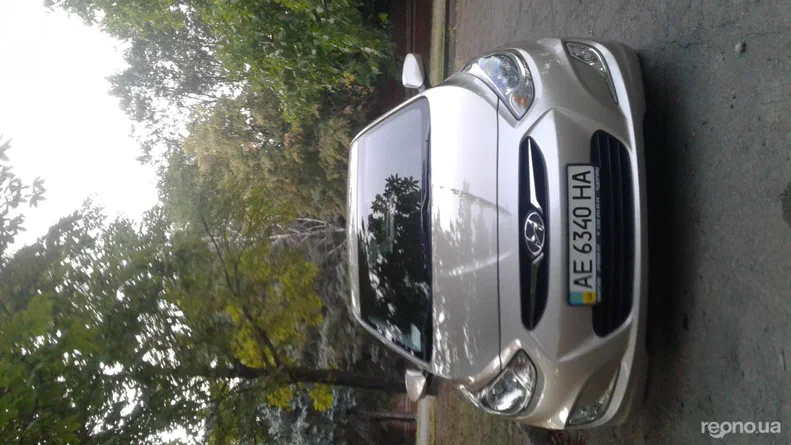 Hyundai Accent 2012 - 7