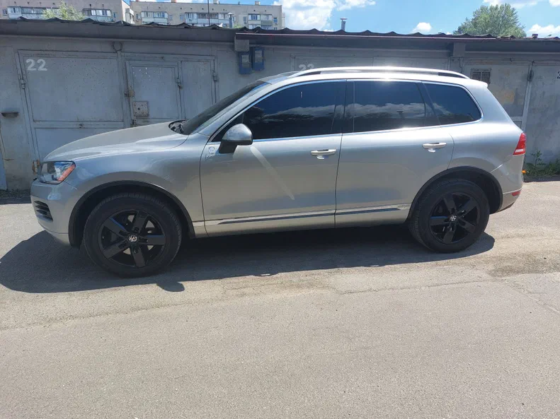 Volkswagen Touareg 2011 - 5