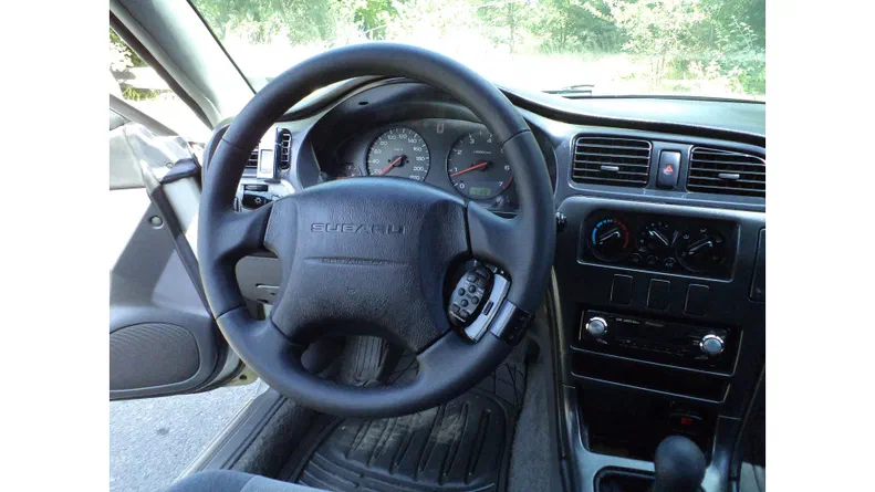 Subaru Legacy 2000 - 15