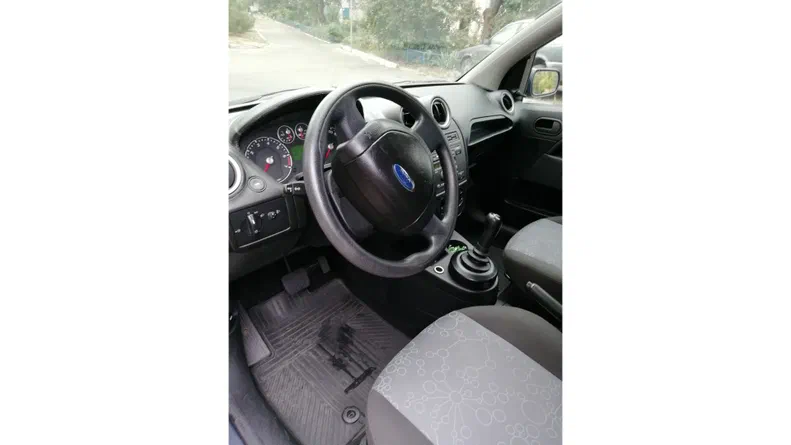 Ford Fiesta 2007 - 8