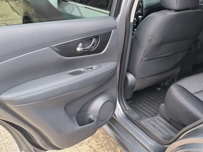 Nissan Rogue 2018 - 12