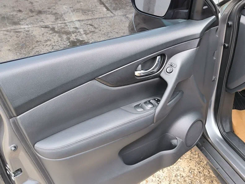 Nissan Rogue 2018 - 17