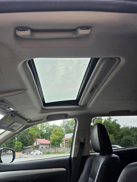 Mitsubishi Outlander 2014 - 21