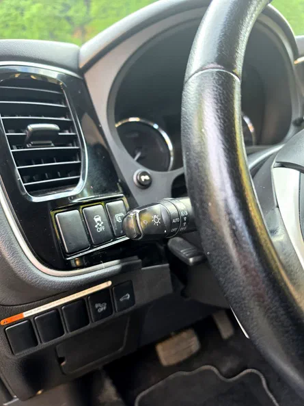 Mitsubishi Outlander 2014 - 26