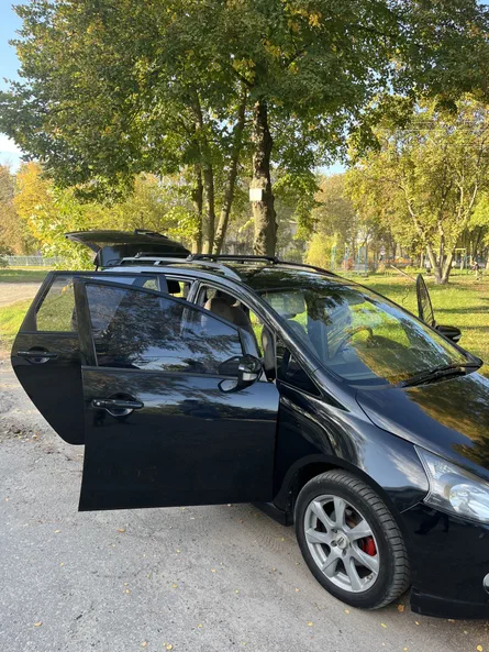 Mitsubishi Grandis 2004 - 3