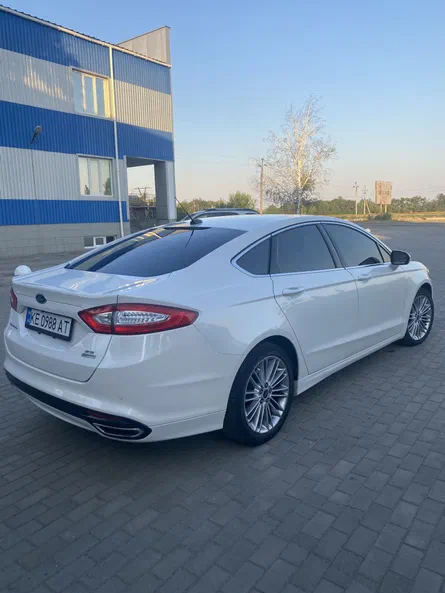 Ford Fusion (North America) 2014 - 7