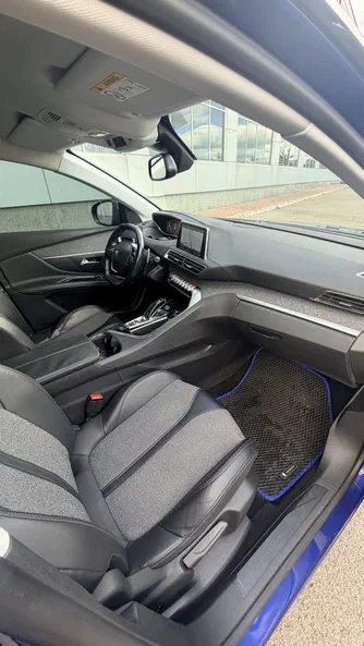 Peugeot 3008 2018 - 16