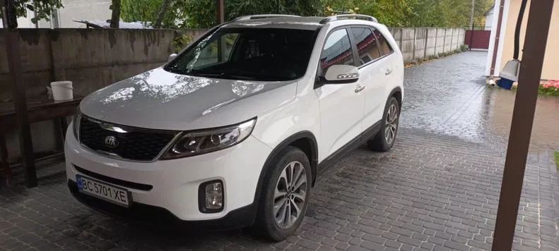 Kia Sorento 2012 - 1