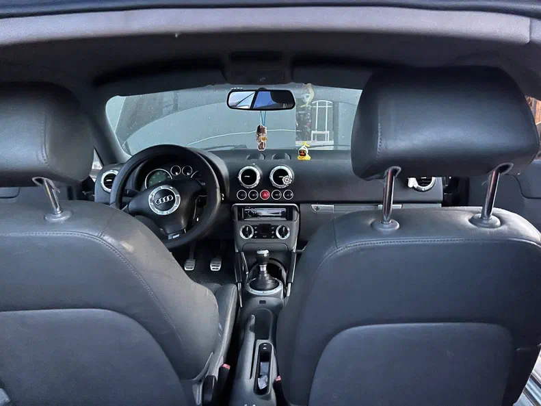 Audi TT 1999 - 4