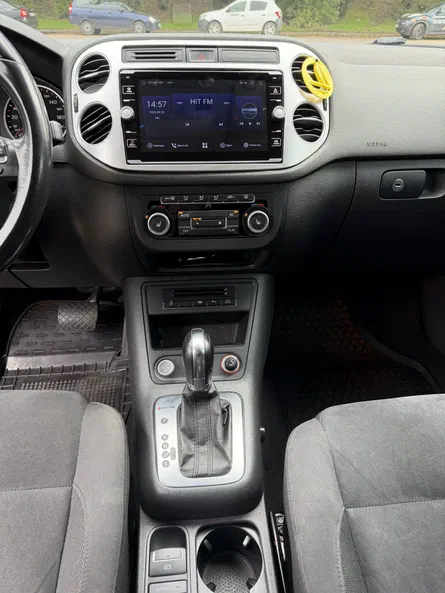 Volkswagen Tiguan 2012 - 11