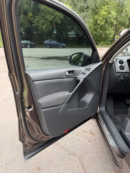 Volkswagen Tiguan 2012 - 7