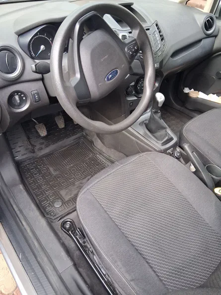 Ford Fiesta 2014 - 5