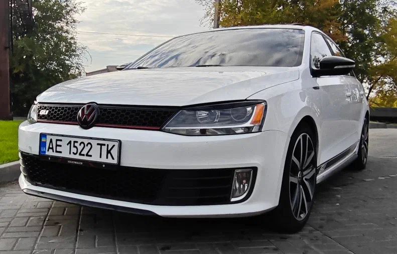 Volkswagen Jetta 2012 - 1