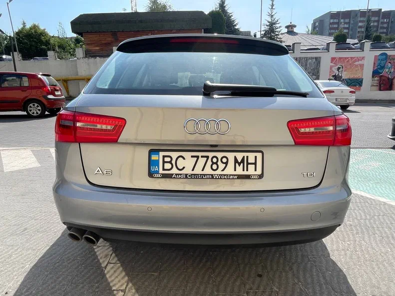Audi A6 2014 - 12