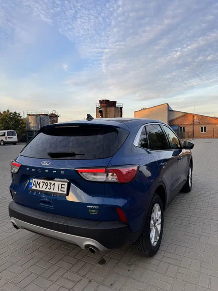 Ford Escape 2022 - 4