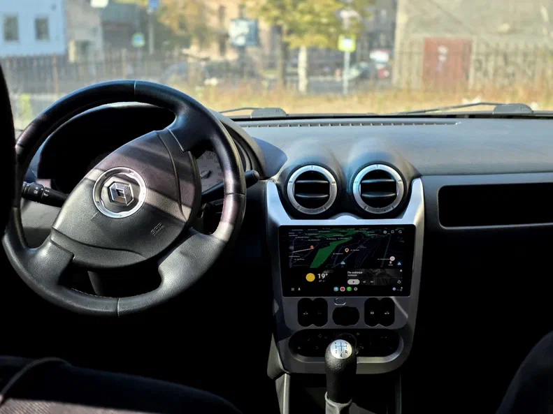 Renault Logan 2011 - 2