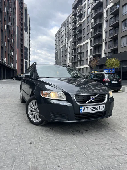 Volvo V50 2010 - 13