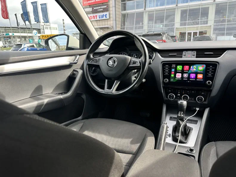 Skoda Octavia 2018 - 18