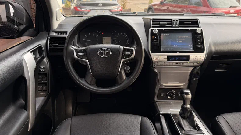 Toyota Land Cruiser Prado 2017 - 9