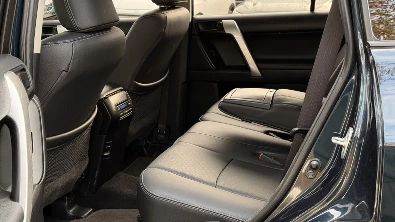 Toyota Land Cruiser Prado 2017 - 13