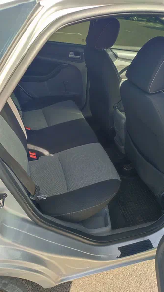 Ford Focus 2011 - 6
