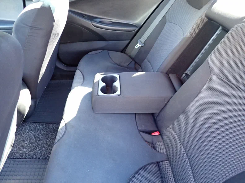 Hyundai Sonata 2010 - 9