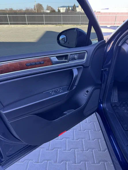 Volkswagen Touareg 2013 - 13