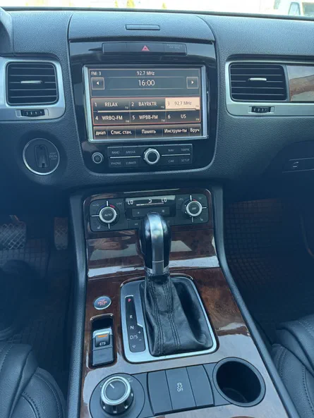 Volkswagen Touareg 2013 - 17