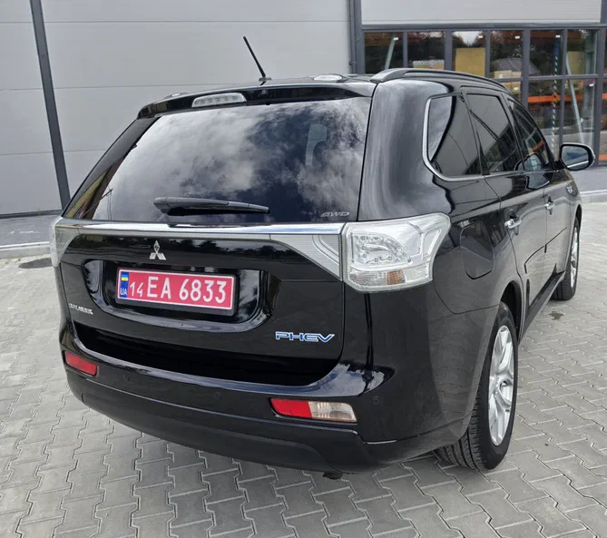 Mitsubishi Outlander 2014 - 13