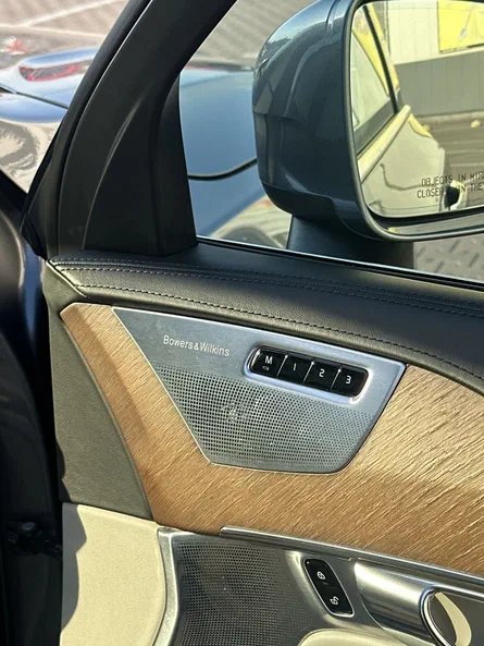 Volvo XC90 2015 - 16