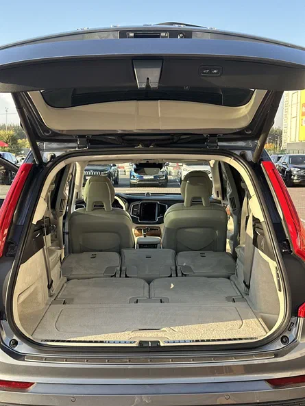 Volvo XC90 2015 - 13