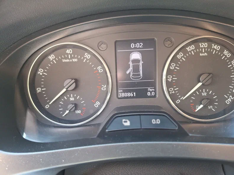 Skoda Rapid 2013 - 7