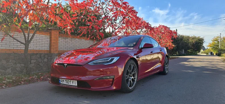 Tesla Model S 2021 - 4