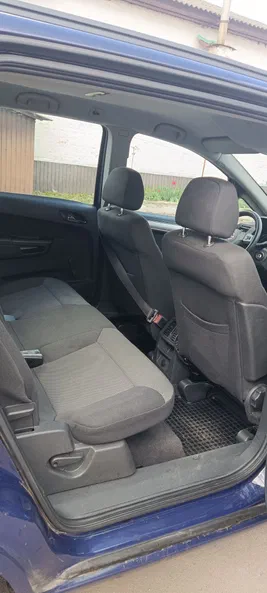 Opel Zafira 2012 - 9