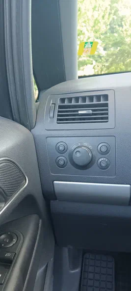 Opel Zafira 2012 - 7