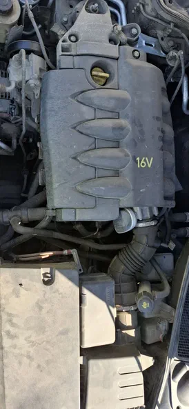 Renault Laguna 2008 - 10