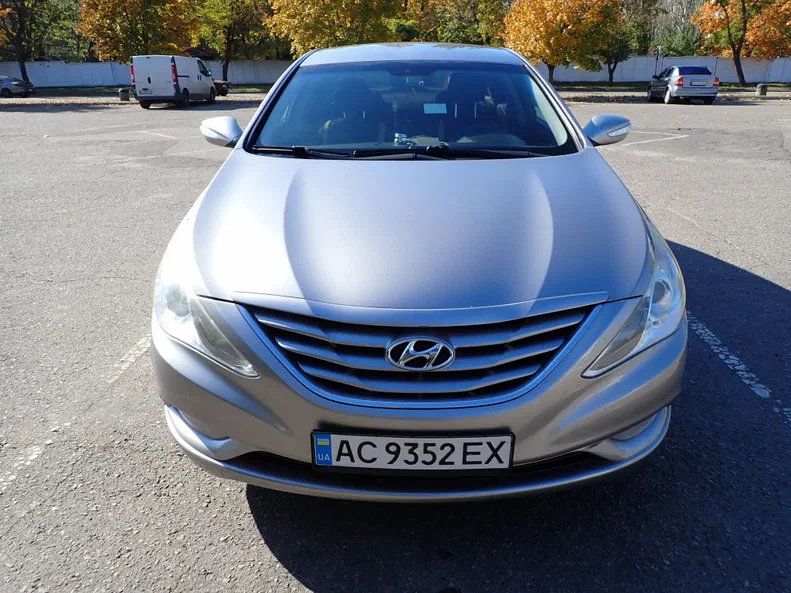 Hyundai Sonata 2010 - 0