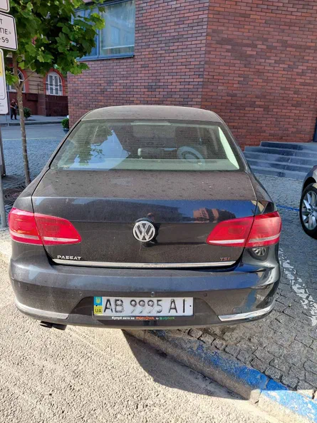 Volkswagen Passat 2011 - 7