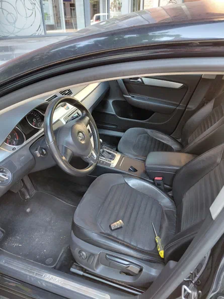 Volkswagen Passat 2011 - 4
