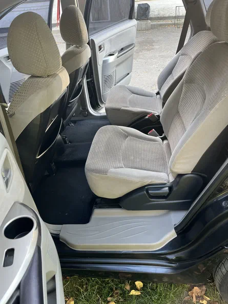 Mitsubishi Grandis 2004 - 8