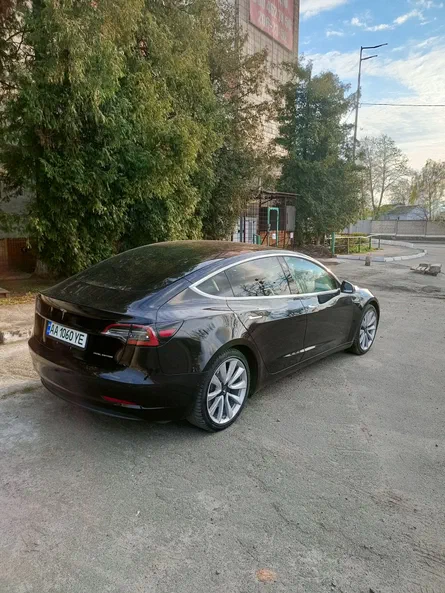 Tesla Model 3 2018 - 6