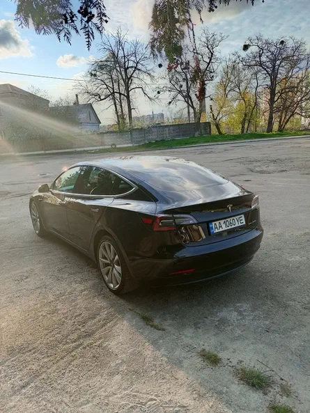 Tesla Model 3 2018 - 8