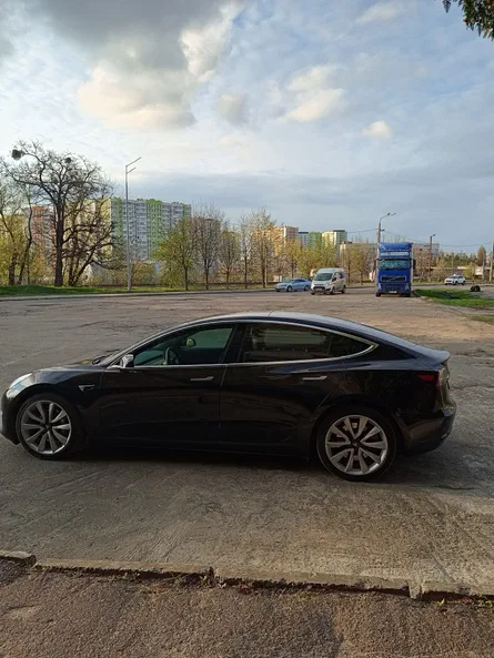 Tesla Model 3 2018 - 10